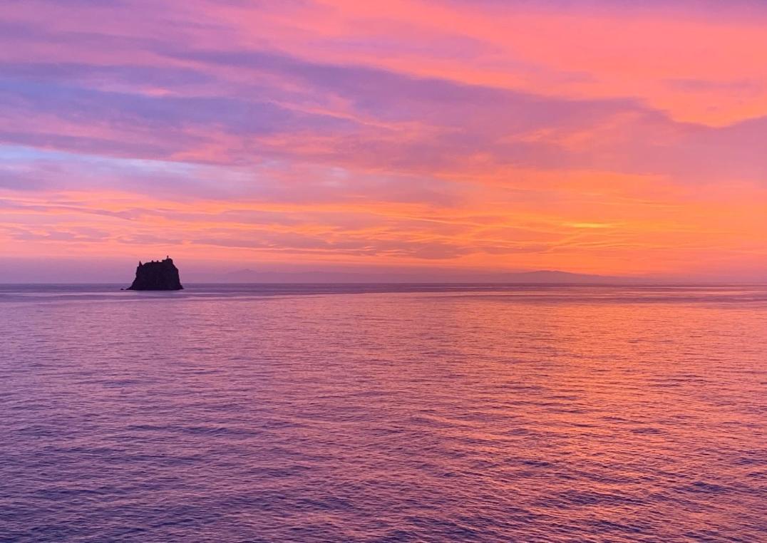 Appartamento La Mia Valigia A Stromboli Esterno foto