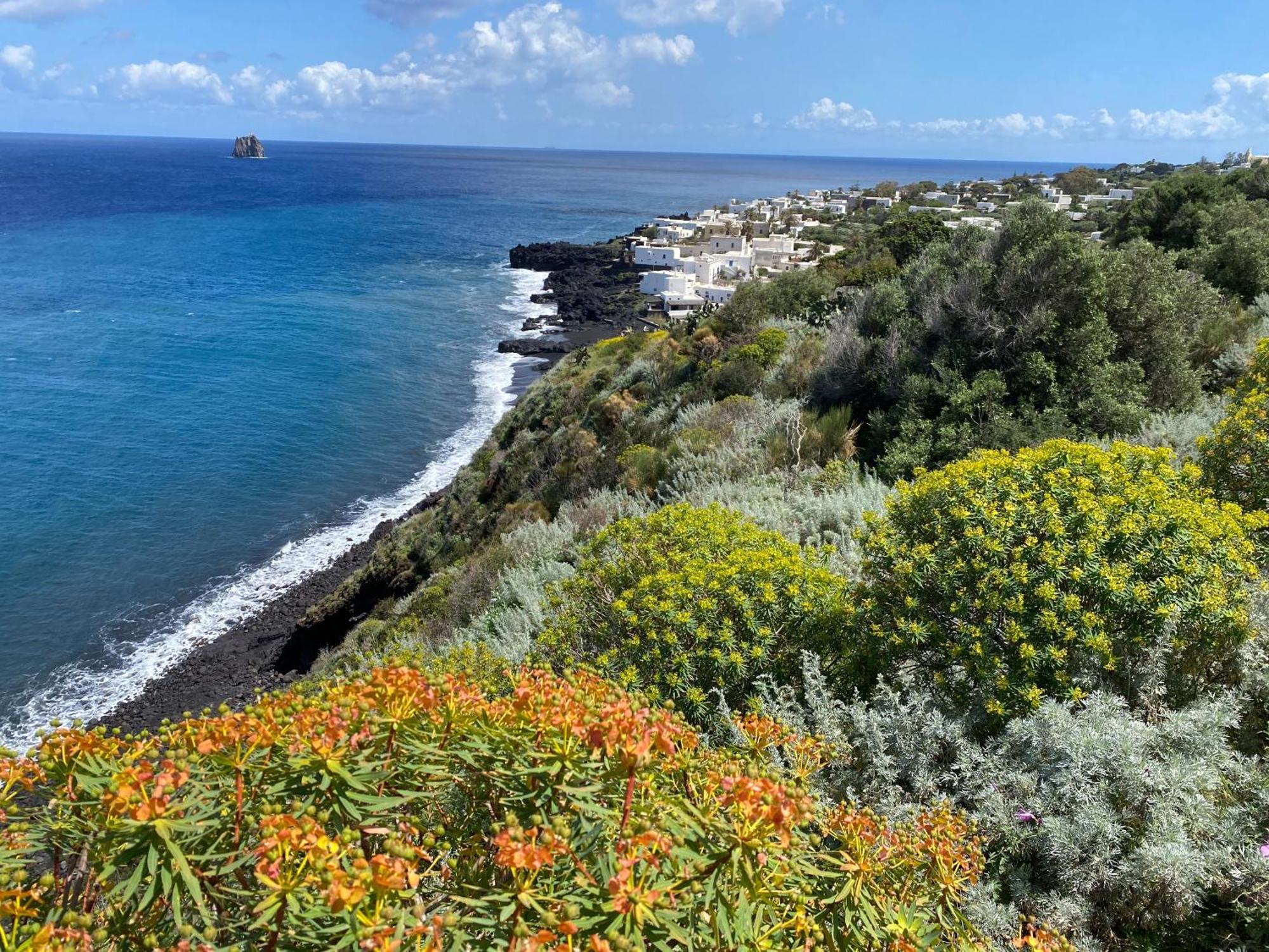Appartamento La Mia Valigia A Stromboli Esterno foto