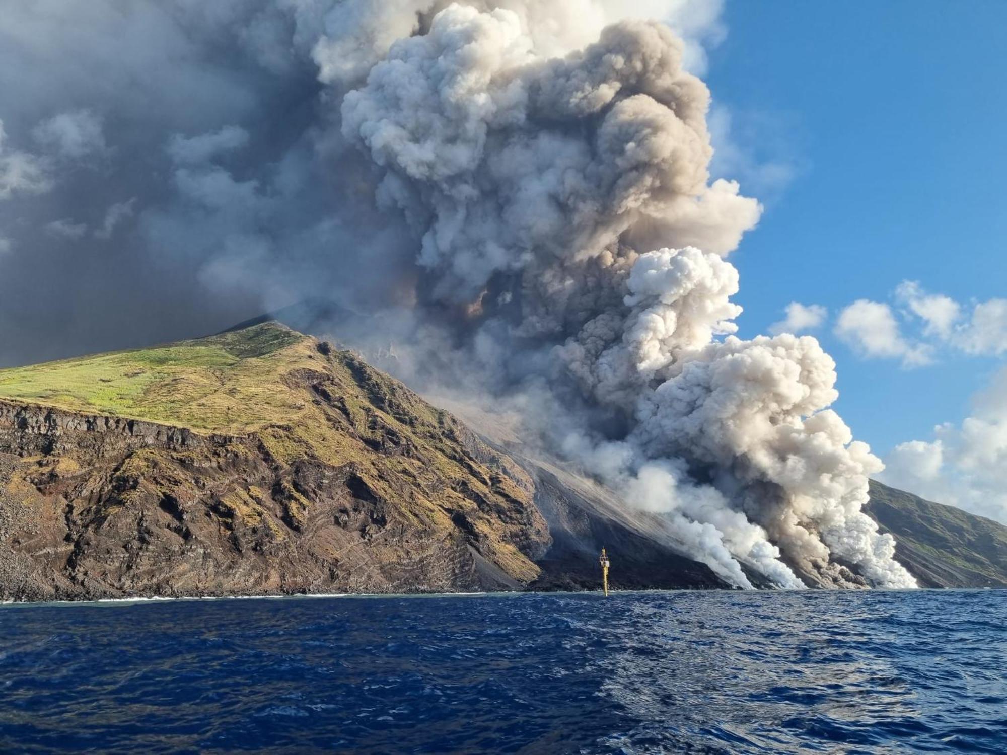 Appartamento La Mia Valigia A Stromboli Esterno foto