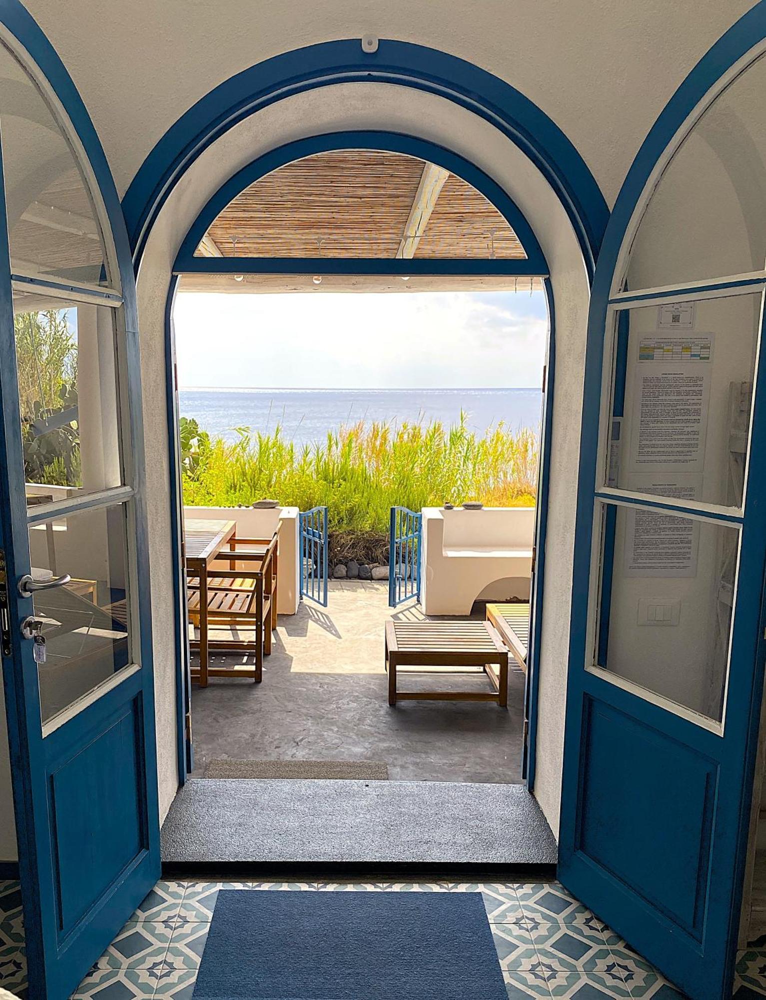 Appartamento La Mia Valigia A Stromboli Esterno foto